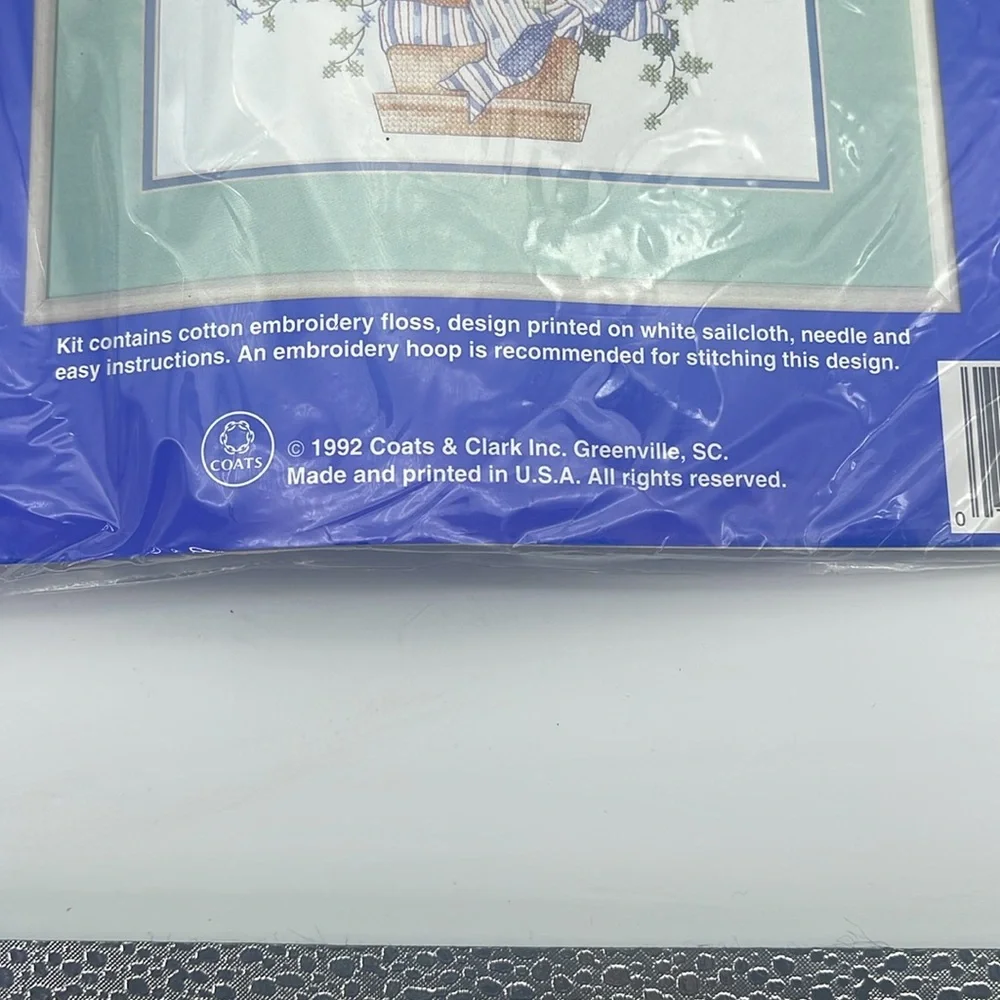 J & P Coats Stamped Cross Stitch Kit Give Thanks Religious 12 x 16 NEW